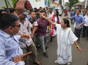 कोलकाता में TMC की रैली के दौरान बवाल